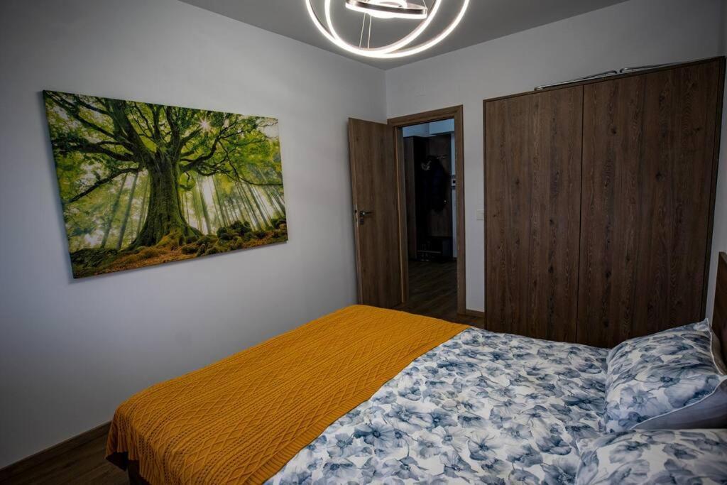 Sunrise Apartment Oradea Bagian luar foto